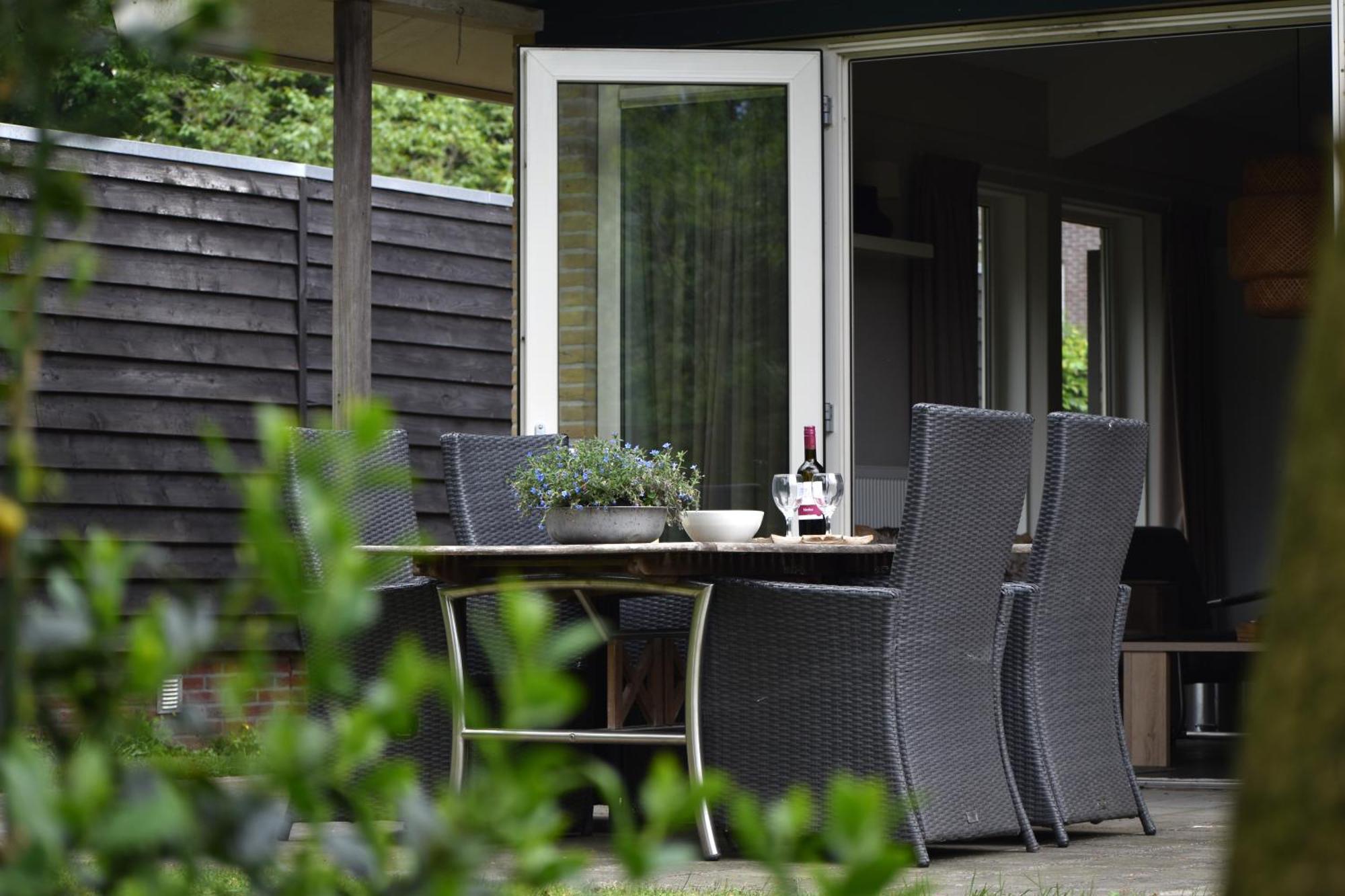 Huinerhofje 3 - Vrijstaand, Grote Tuin, Rust En Veel Privacy Nabij Uitgestrekte Bossen Villa Putten Exterior foto